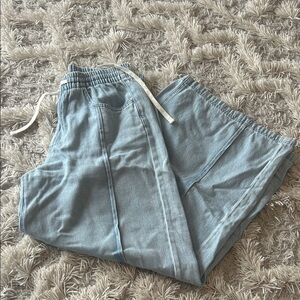 Universal Thread Light Blue Women's Wide Leg Jeans